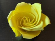 Rose Jaune Origami
